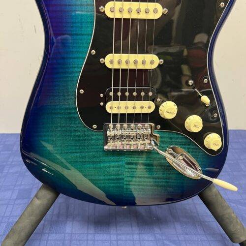 Used Fender Guitar Center Limited Edition Standard Stratocaster HSS Electric Guitar Blue Burst Made in Mexico 2017/2018 with Case - Image 10