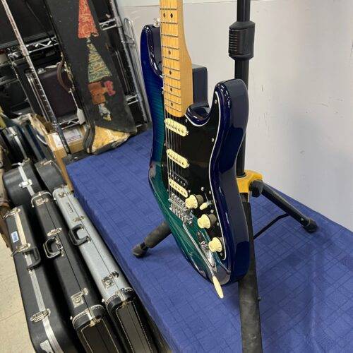 Used Fender Guitar Center Limited Edition Standard Stratocaster HSS Electric Guitar Blue Burst Made in Mexico 2017/2018 with Case - Image 12
