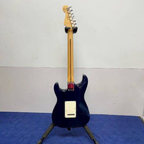 Used Fender Guitar Center Limited Edition Standard Stratocaster HSS Electric Guitar Blue Burst Made in Mexico 2017/2018 with Case - Image 13