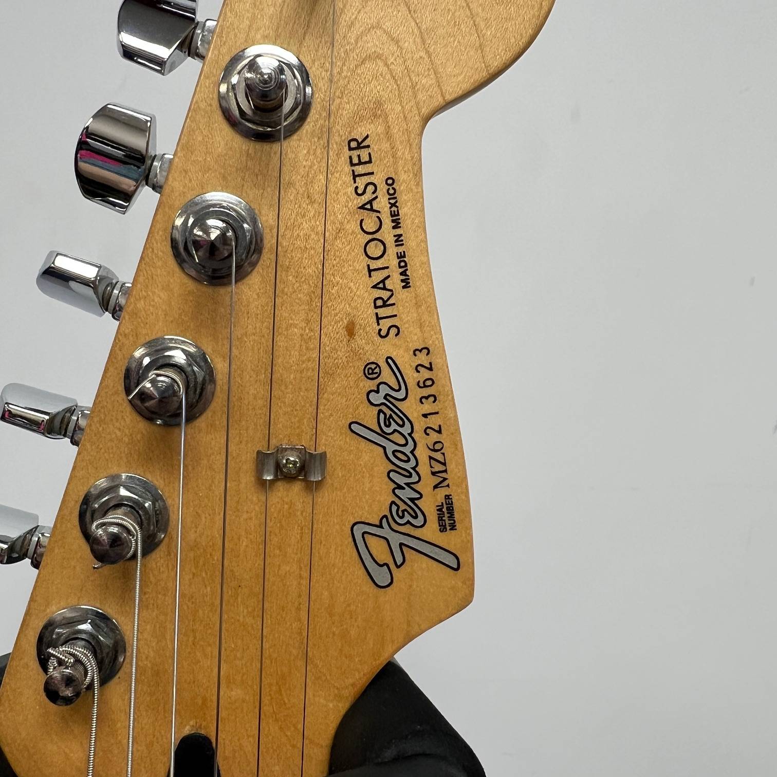 Used Fender Standard Strat Stratocaster Electric Guitar Made in Mexico 2007 Noiseless Pickups - Image 4