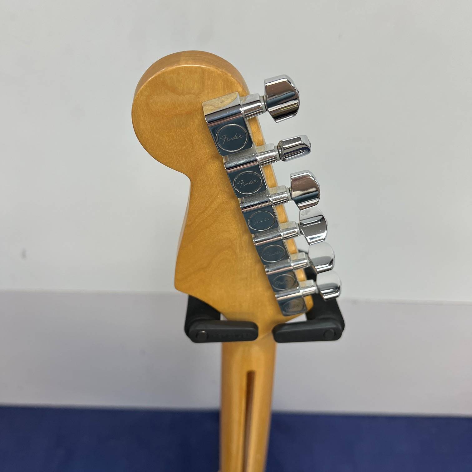 Used Fender Standard Strat Stratocaster Electric Guitar Made in Mexico 2007 Noiseless Pickups - Image 14