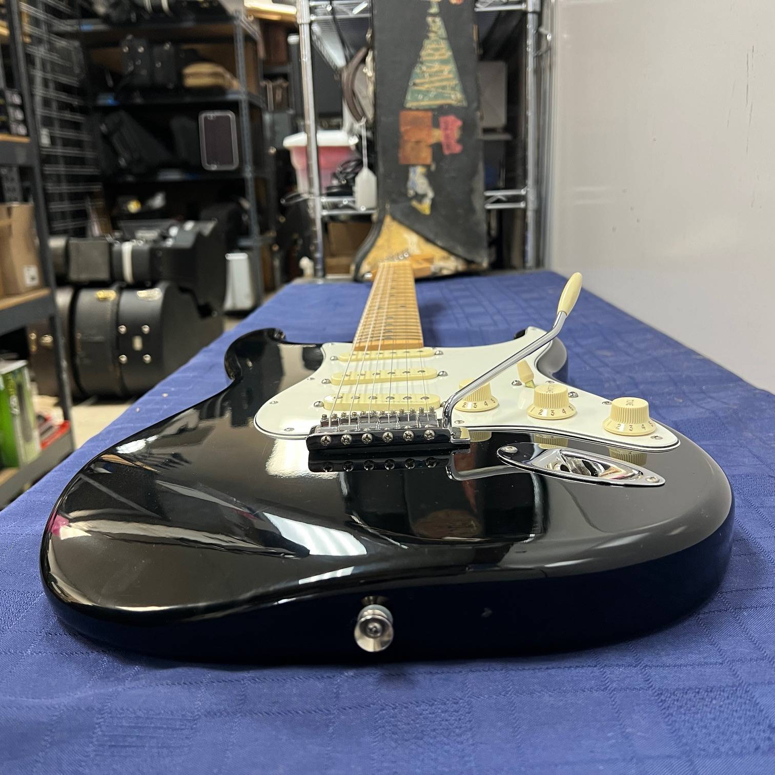 Used Fender Standard Strat Stratocaster Electric Guitar Made in Mexico 2007 Noiseless Pickups - Image 24