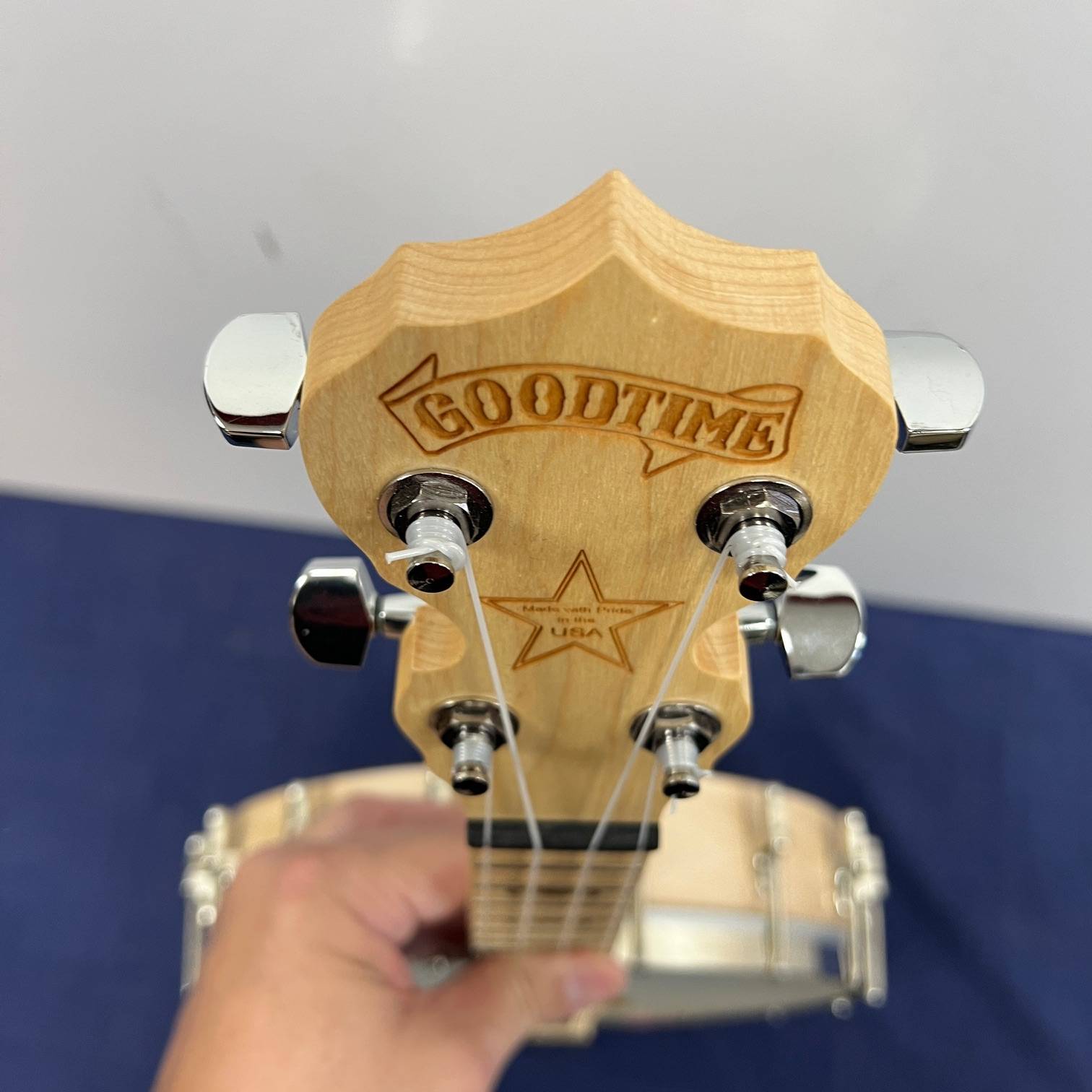 Used Deering Goodtime Concert Banjo Ukulele - Blonde Satin, Nickel Hardware with Case and Strap Banjolele - Image 2