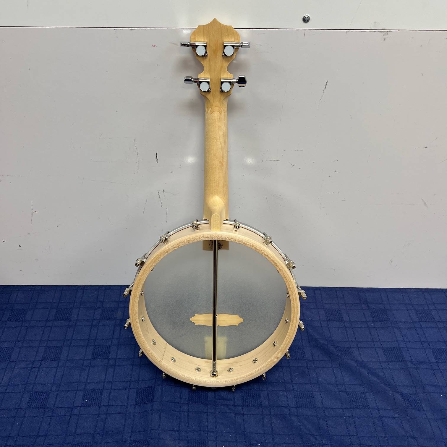 Used Deering Goodtime Concert Banjo Ukulele - Blonde Satin, Nickel Hardware with Case and Strap Banjolele - Image 6