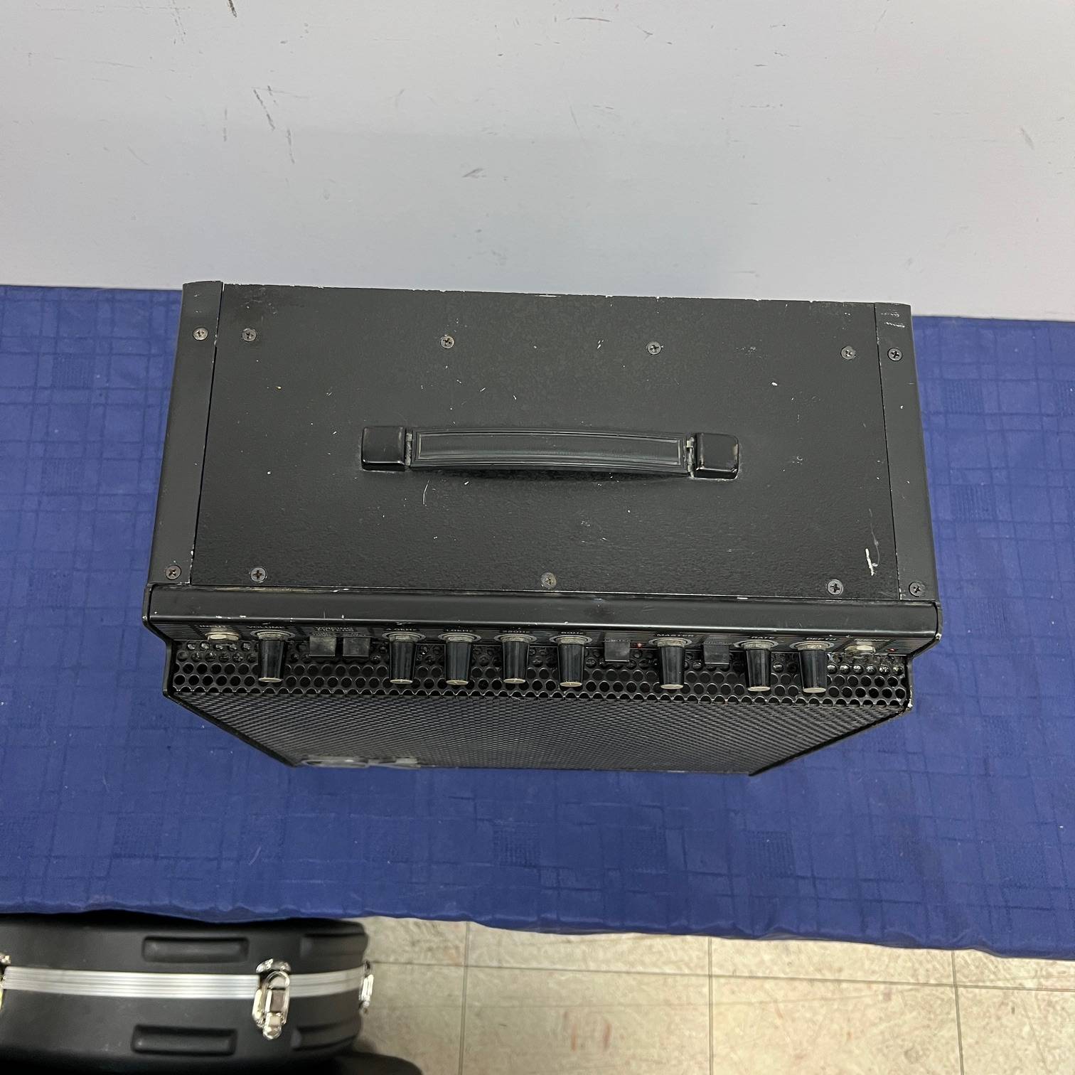 Used Gallien-Krueger 200MB Bass Combo Amp Amplifier Just Serviced Made in the USA - Image 2