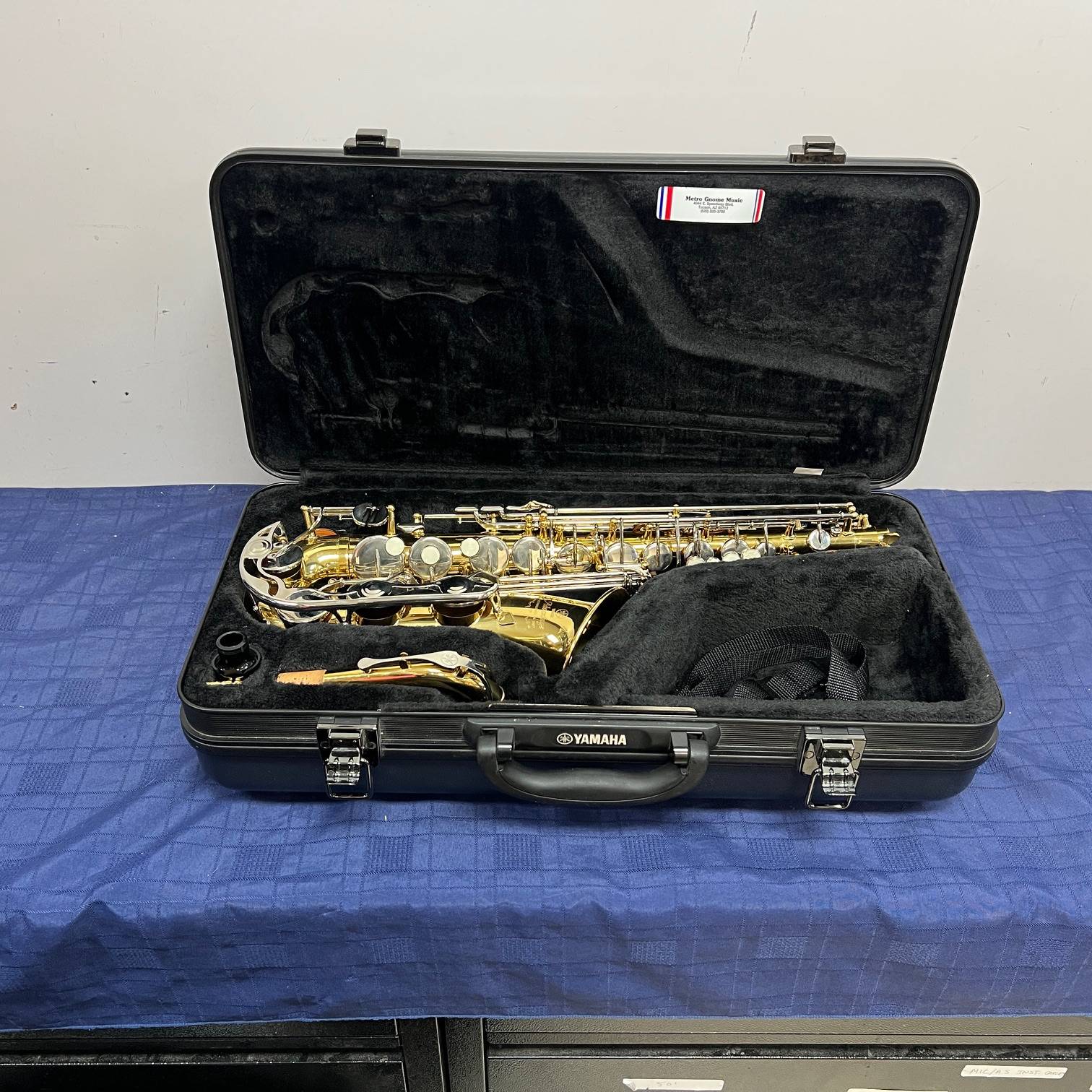 Used Yamaha YAS-200ADII Advantage Alto Sax Saxophone with Original Case and Mouthpiece