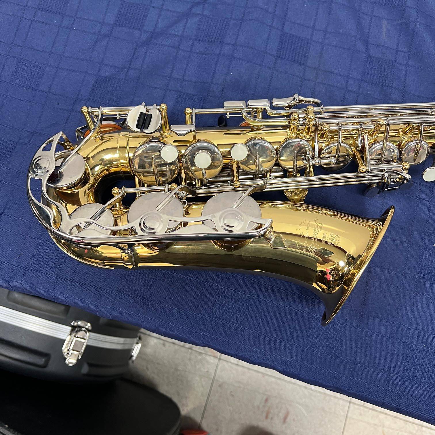 Used Yamaha YAS-200ADII Advantage Alto Sax Saxophone with Original Case and Mouthpiece - Image 5