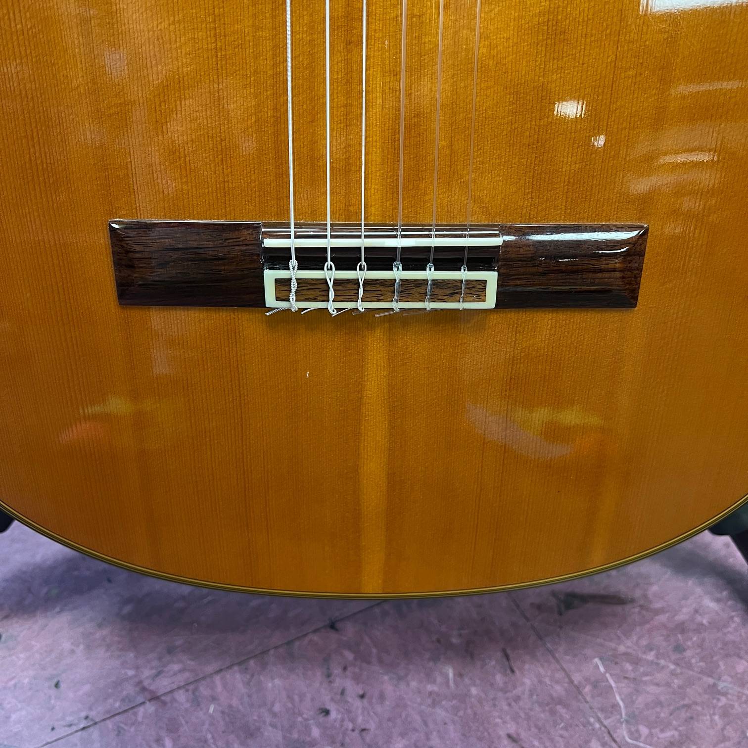 Used Yamaha Grand Concert GC-21 Classical Guitar with Case Made in Japan - Image 10