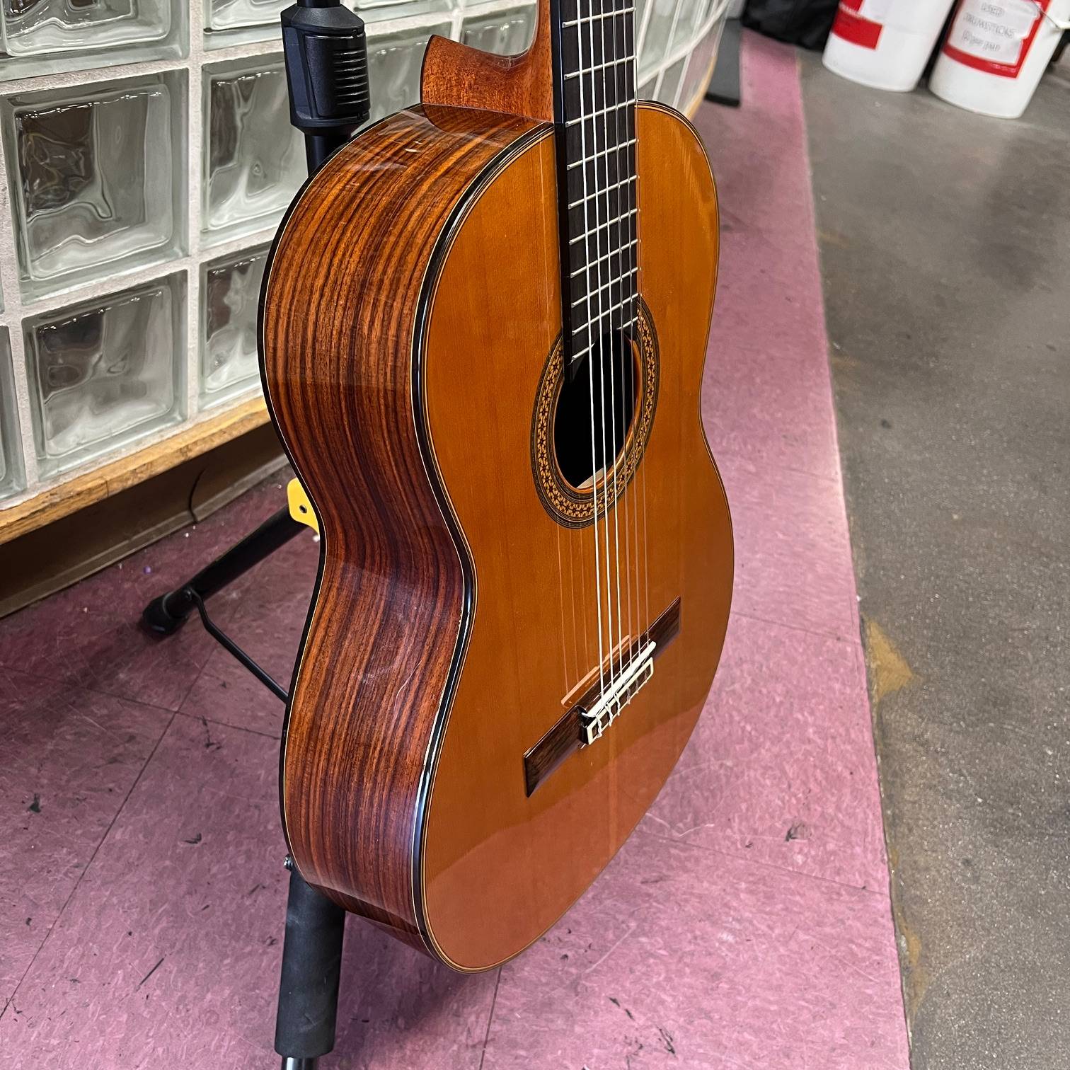 Used Yamaha Grand Concert GC-21 Classical Guitar with Case Made in Japan - Image 11