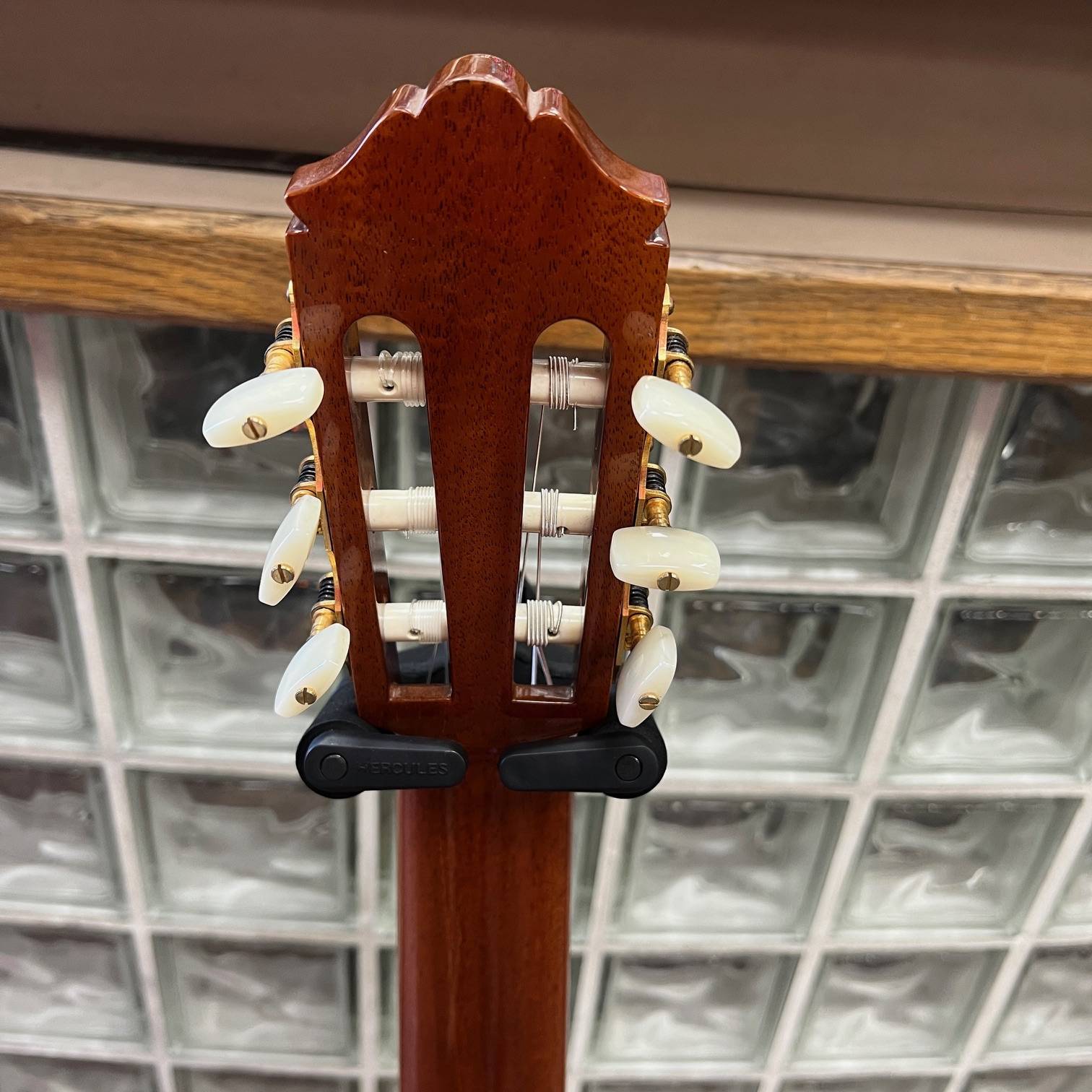 Used Yamaha Grand Concert GC-21 Classical Guitar with Case Made in Japan - Image 16