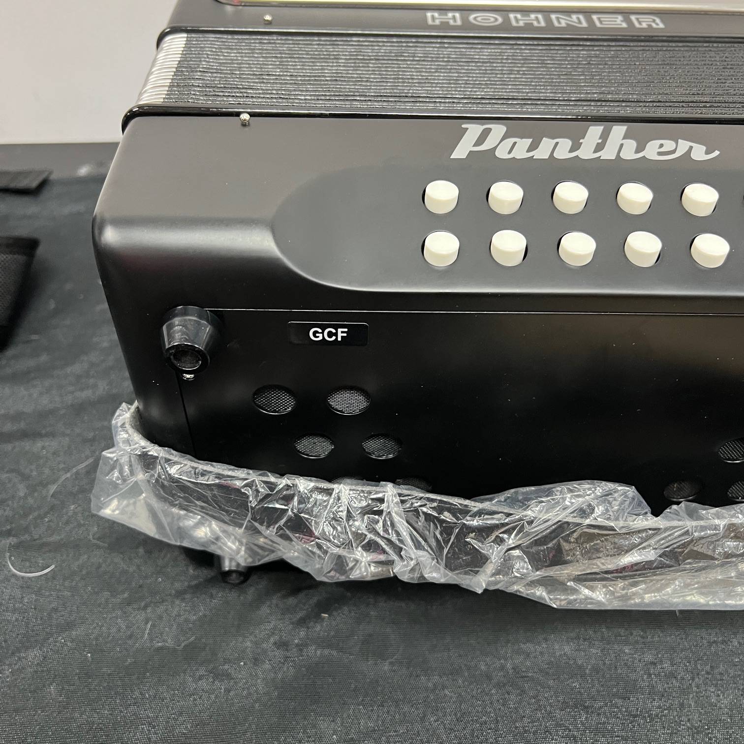 Used Hohner Panther Diatonic Button Accordion - Keys of G/C/F - Black with Case - Image 4