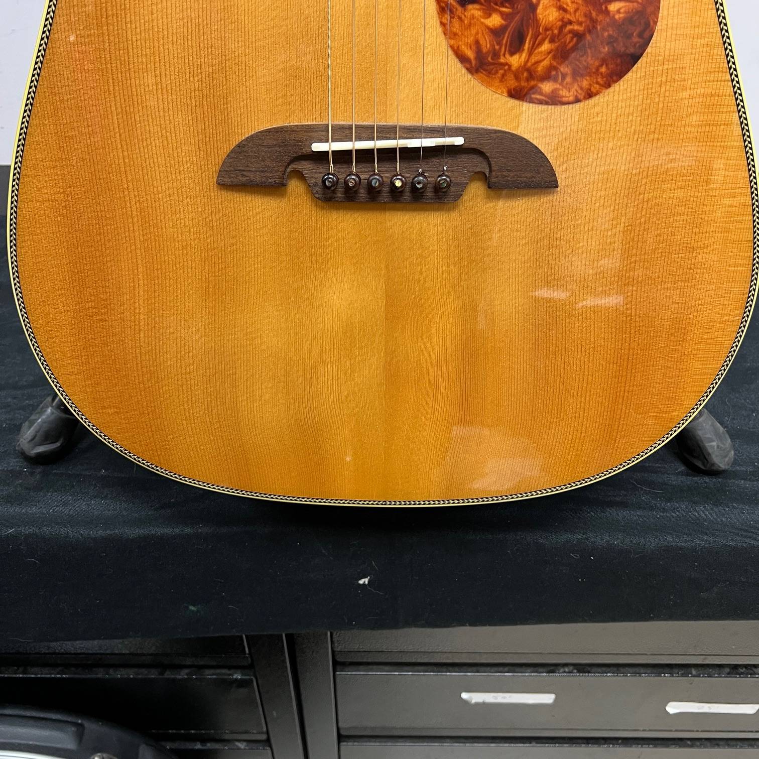 Used Alvarez MD60BG Masterworks 60 Dreadnought Bluegrass Acoustic Guitar with Case - Image 10