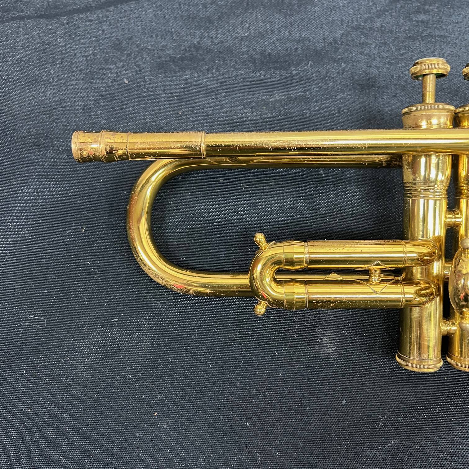 Vintage King Liberty Bb Trumpet with Original Case Just Serviced 1970 - Image 3