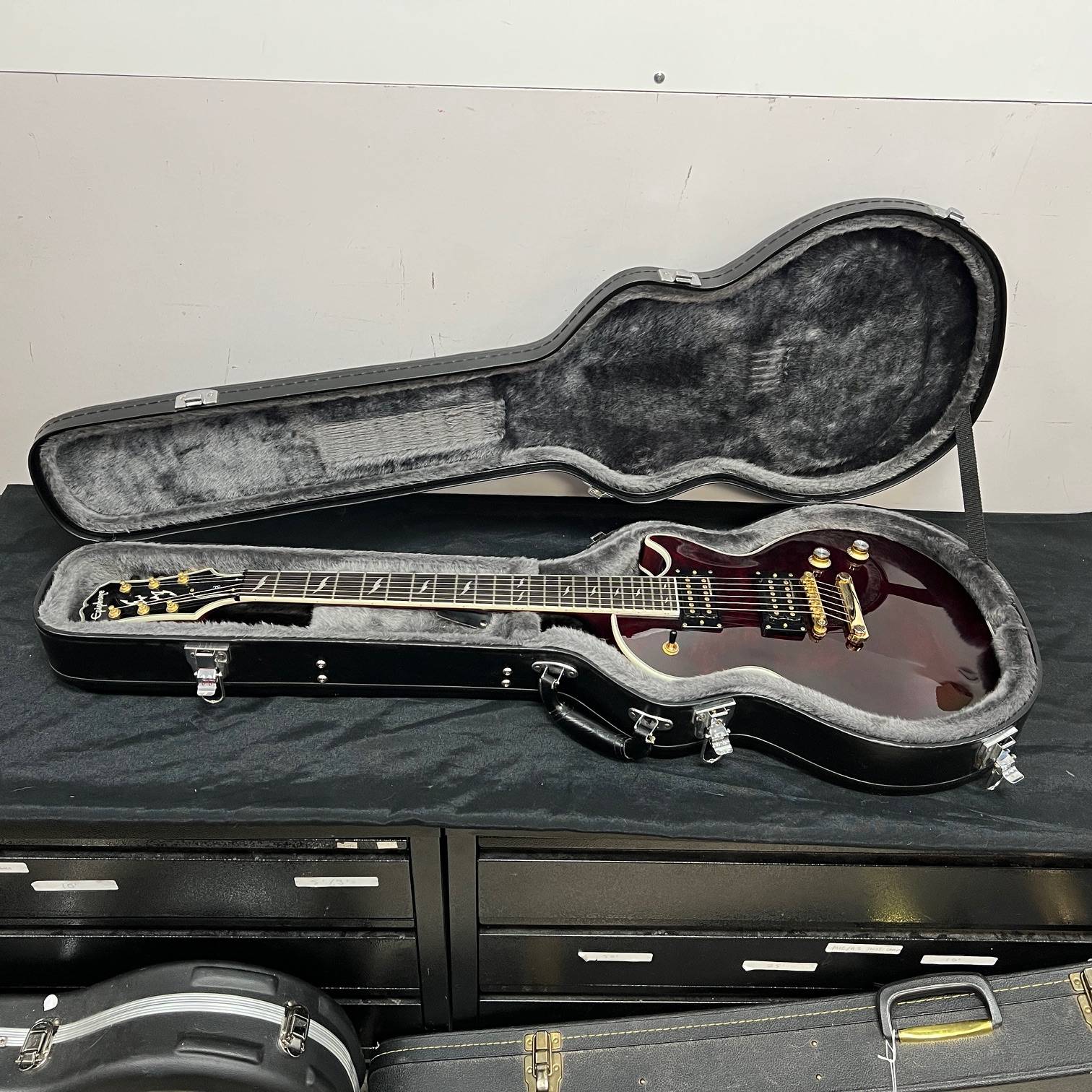 Used Epiphone Les Paul Custom Prophecy Electric Guitar 2009 with Epiphone Hardshell Case