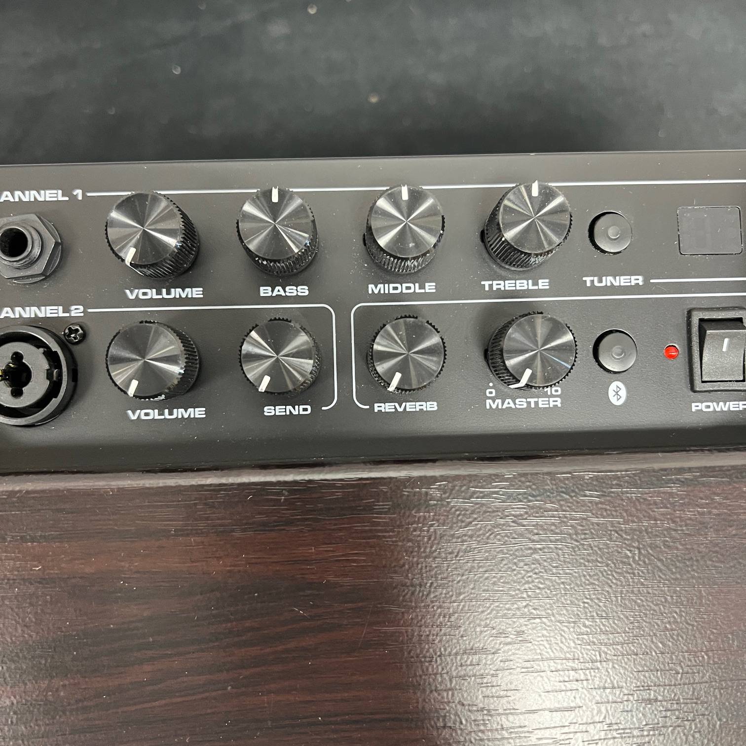 Used NUX AC-25 25-watt 1 x 6.5-inch Acoustic Guitar Combo Amp with Rechargeable Battery - Image 4