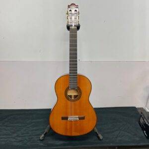 Used Yamaha G-250S Classical Acoustic Guitar