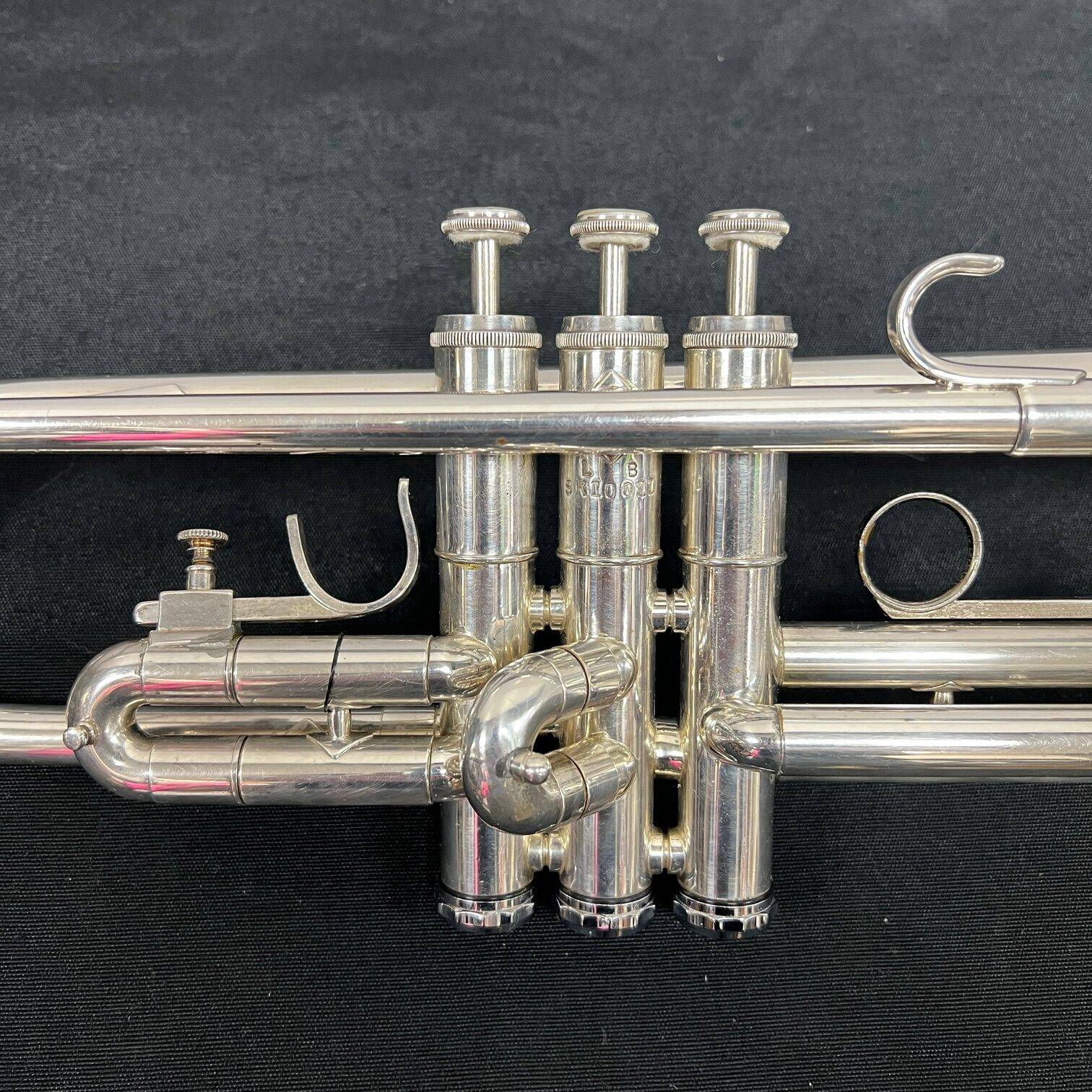 Vintage Getzen Eterna Severinsen Large Bore Silver Bb Trumpet with Case 1968-1971 - Image 4