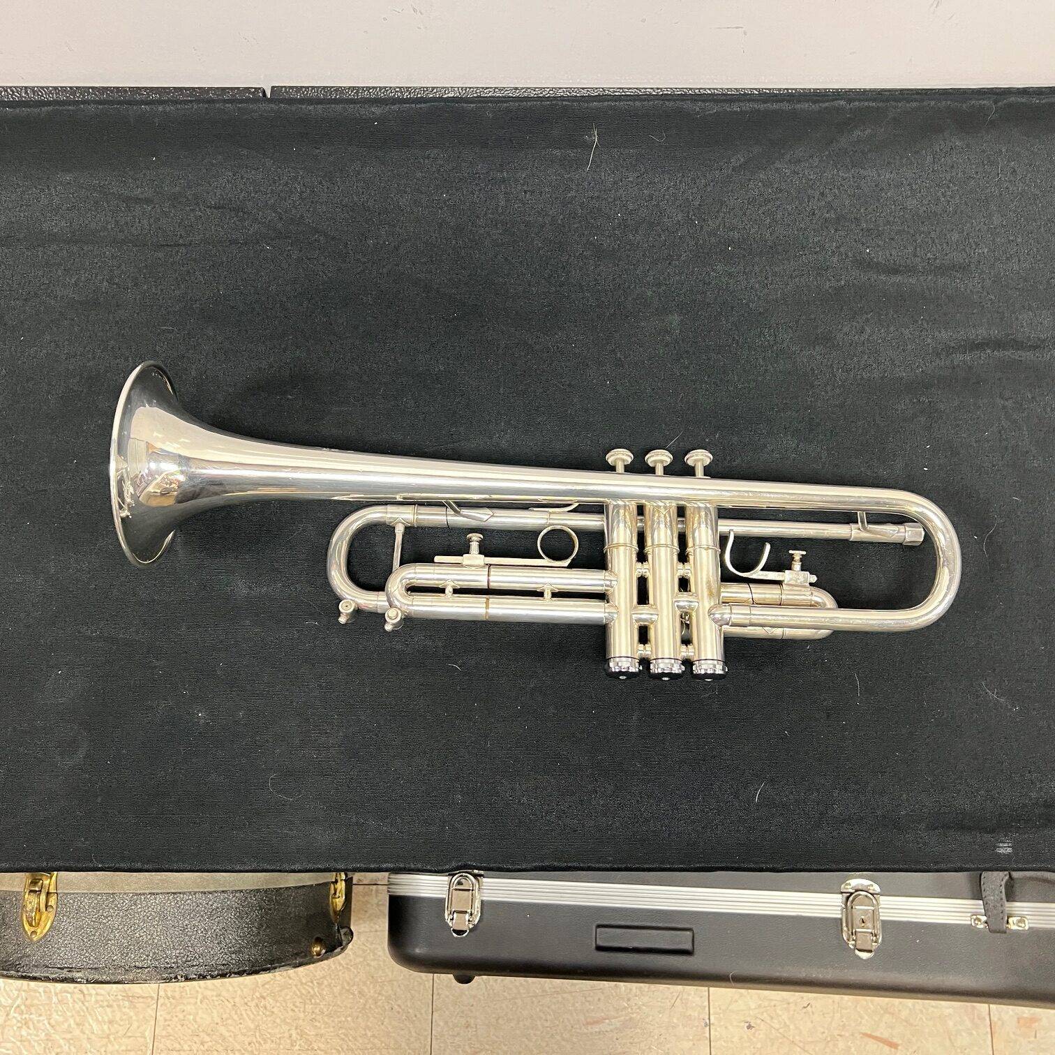 Vintage Getzen Eterna Severinsen Large Bore Silver Bb Trumpet with Case 1968-1971 - Image 10