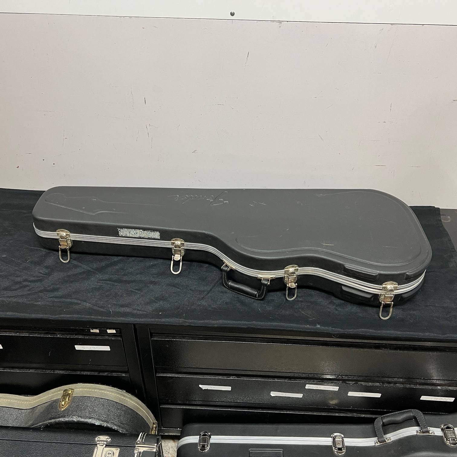 Used Fender Standard Tele Telecaster Electric Guitar with Case Made in the USA 2000 3 Color Sunburst - Image 25