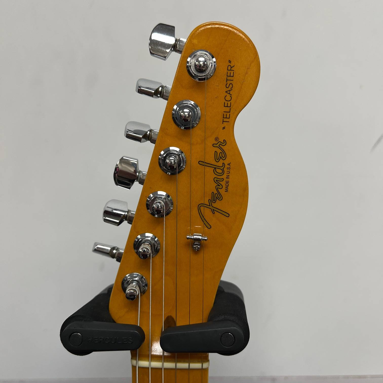 Used Fender Standard Tele Telecaster Electric Guitar with Case Made in the USA 2000 3 Color Sunburst - Image 4