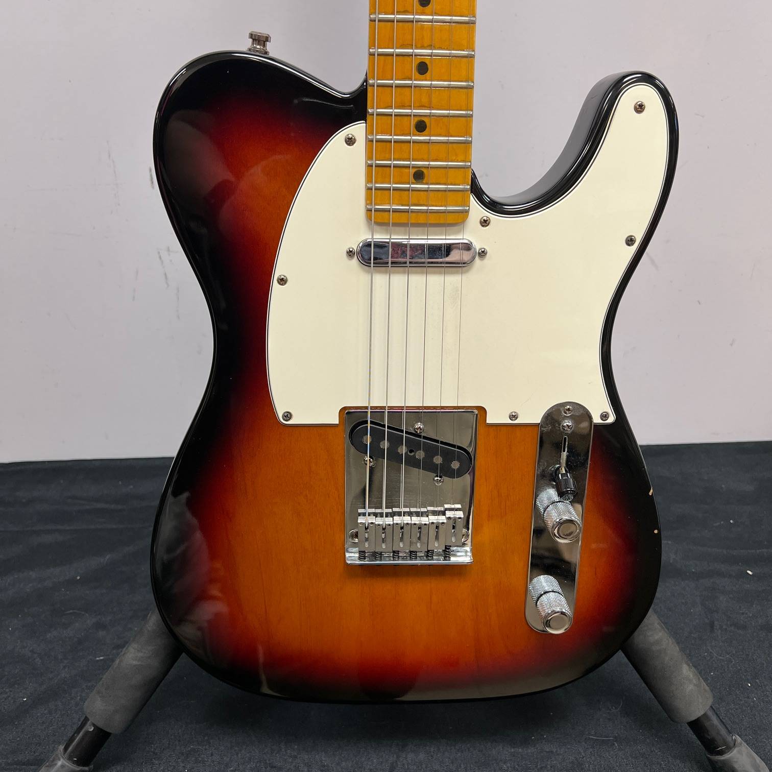 Used Fender Standard Tele Telecaster Electric Guitar with Case Made in the USA 2000 3 Color Sunburst - Image 8