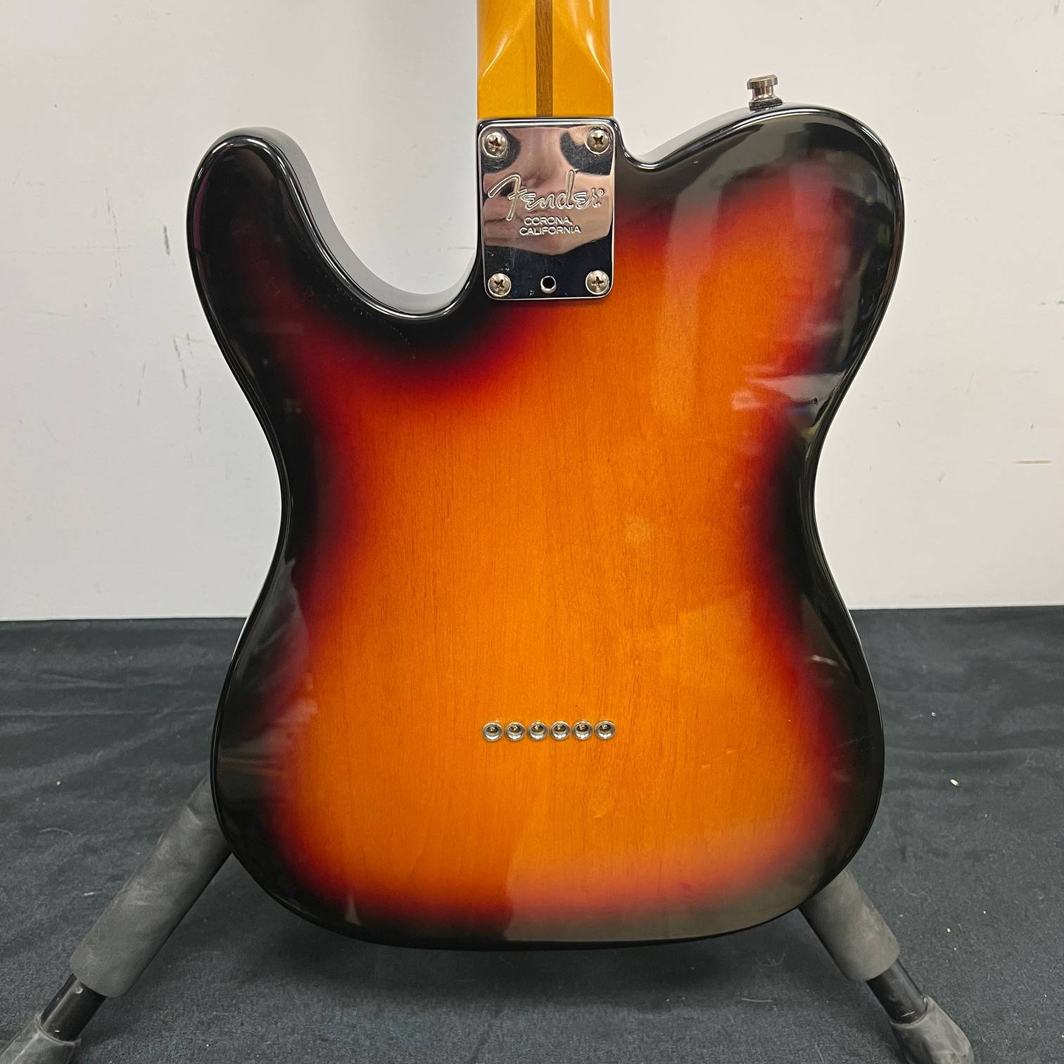 Used Fender Standard Tele Telecaster Electric Guitar with Case Made in the USA 2000 3 Color Sunburst - Image 20