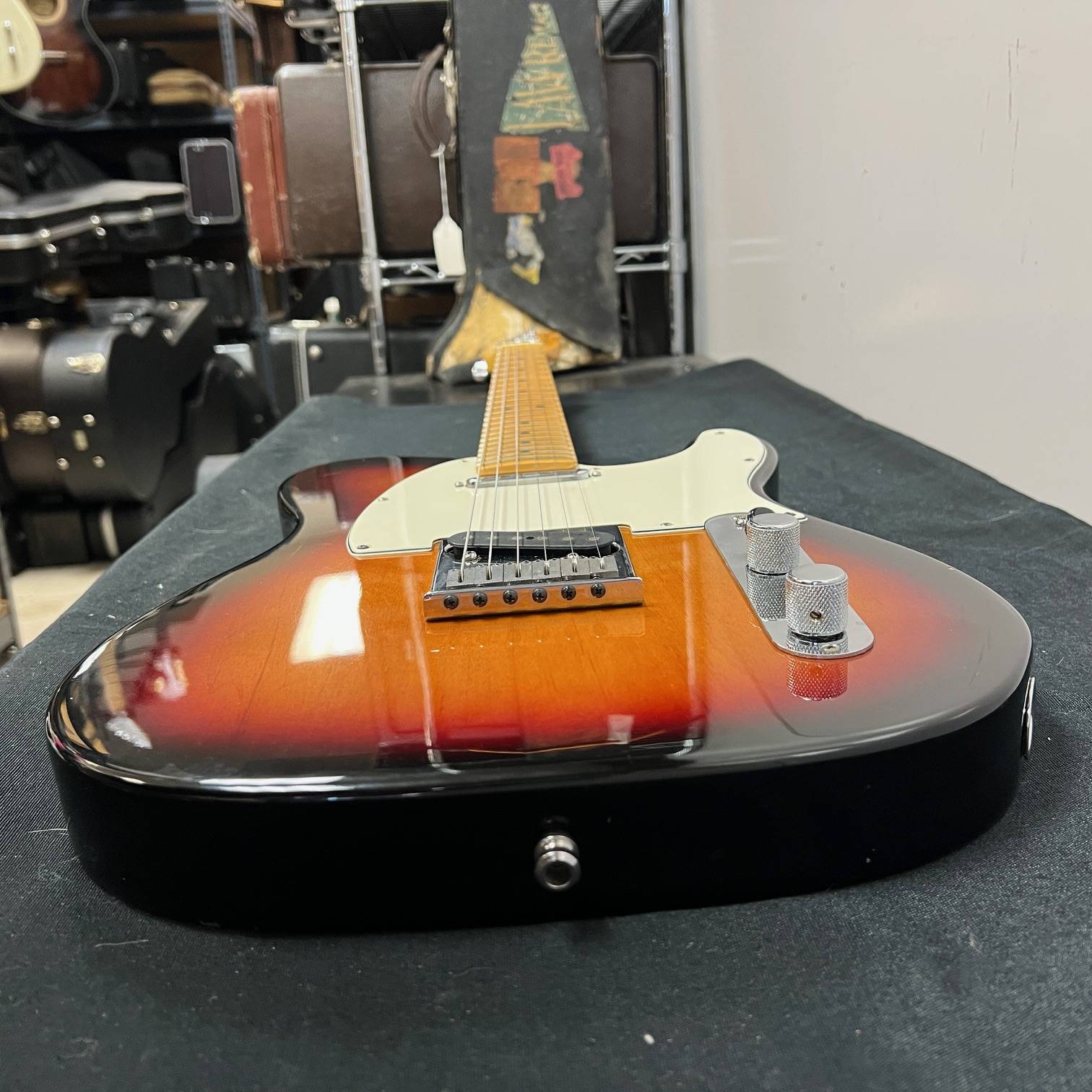 Used Fender Standard Tele Telecaster Electric Guitar with Case Made in the USA 2000 3 Color Sunburst - Image 23