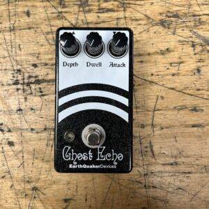 Earthquaker Devices Ghost Echo Reverb V2 Guitar Pedal