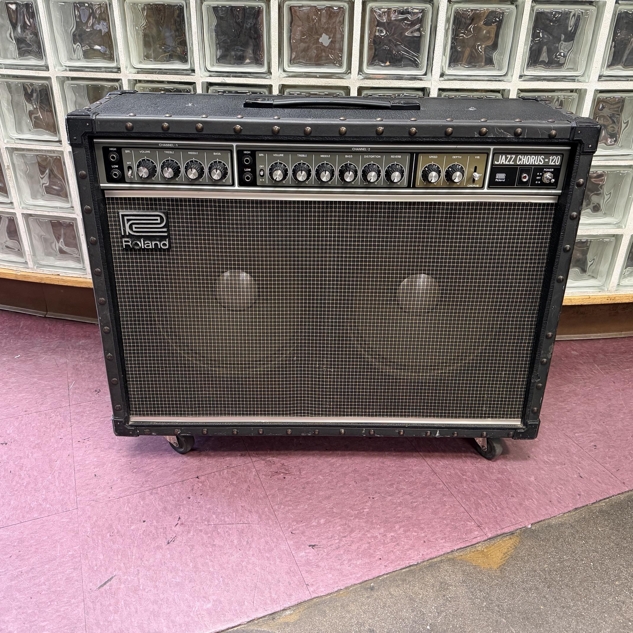 Vintage Roland JC-120 Jazz Chorus Solid State Guitar Amp Amplifier 2x12 1980's Made in the USA