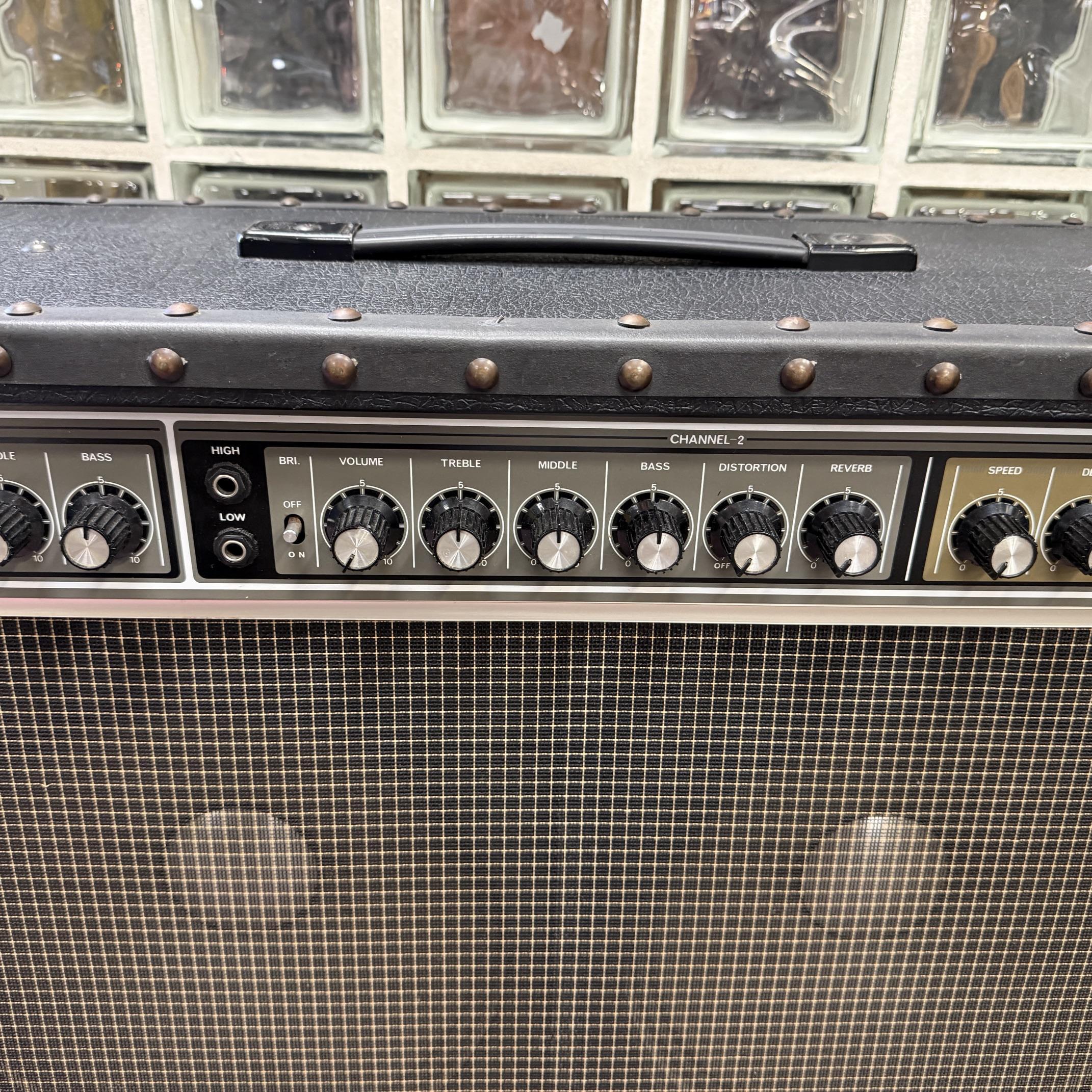 Vintage Roland JC-120 Jazz Chorus Solid State Guitar Amp Amplifier 2x12 1980's Made in the USA - Image 4
