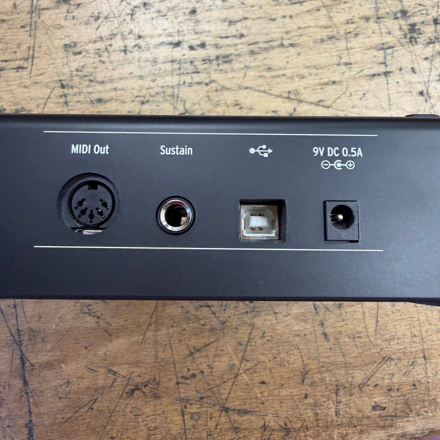 Used Arturia Keylab Essential 61 MKII Keyboard MIDI USB Controller - Image 11