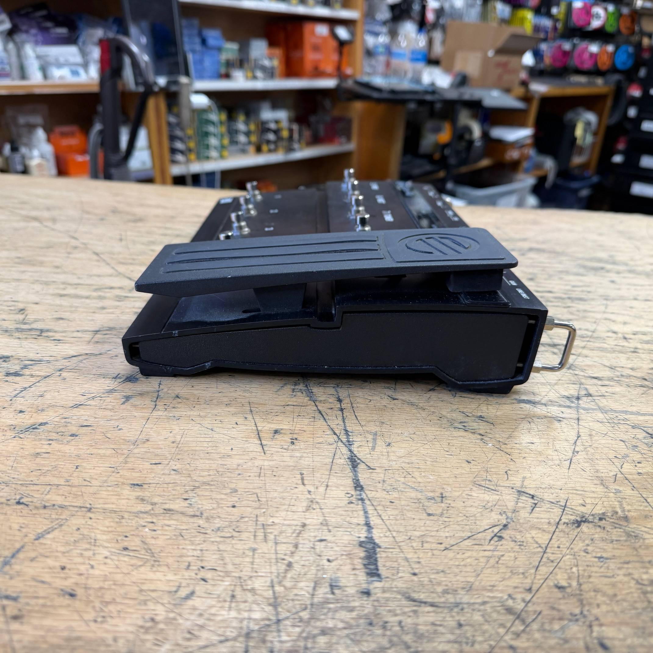 Used Native Instruments Guitar Rig Kontrol 3 Foot Controller Audio Interface for Guitar Rig 3 - Image 6