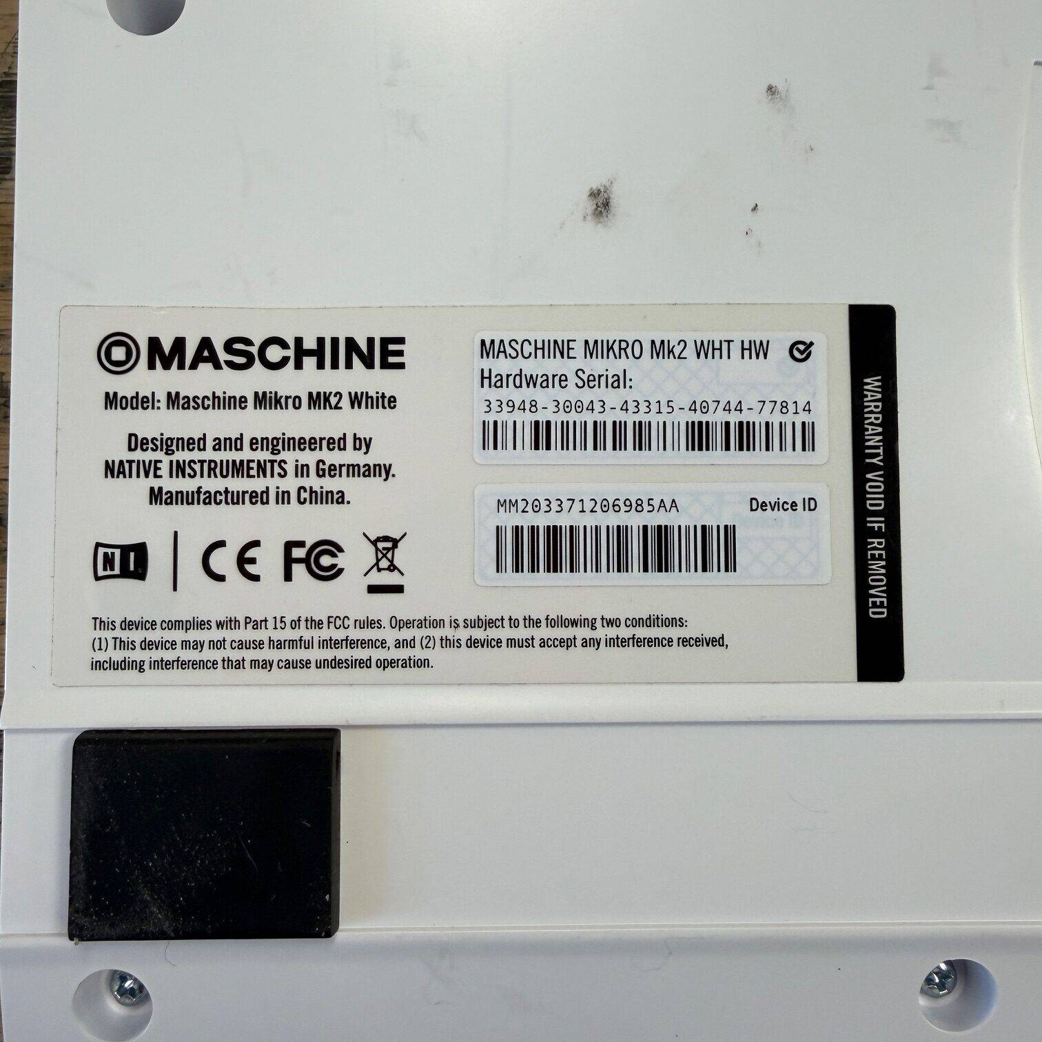 Used Native Instruments Maschine Mikro MKII White MIDI Controller - Image 9