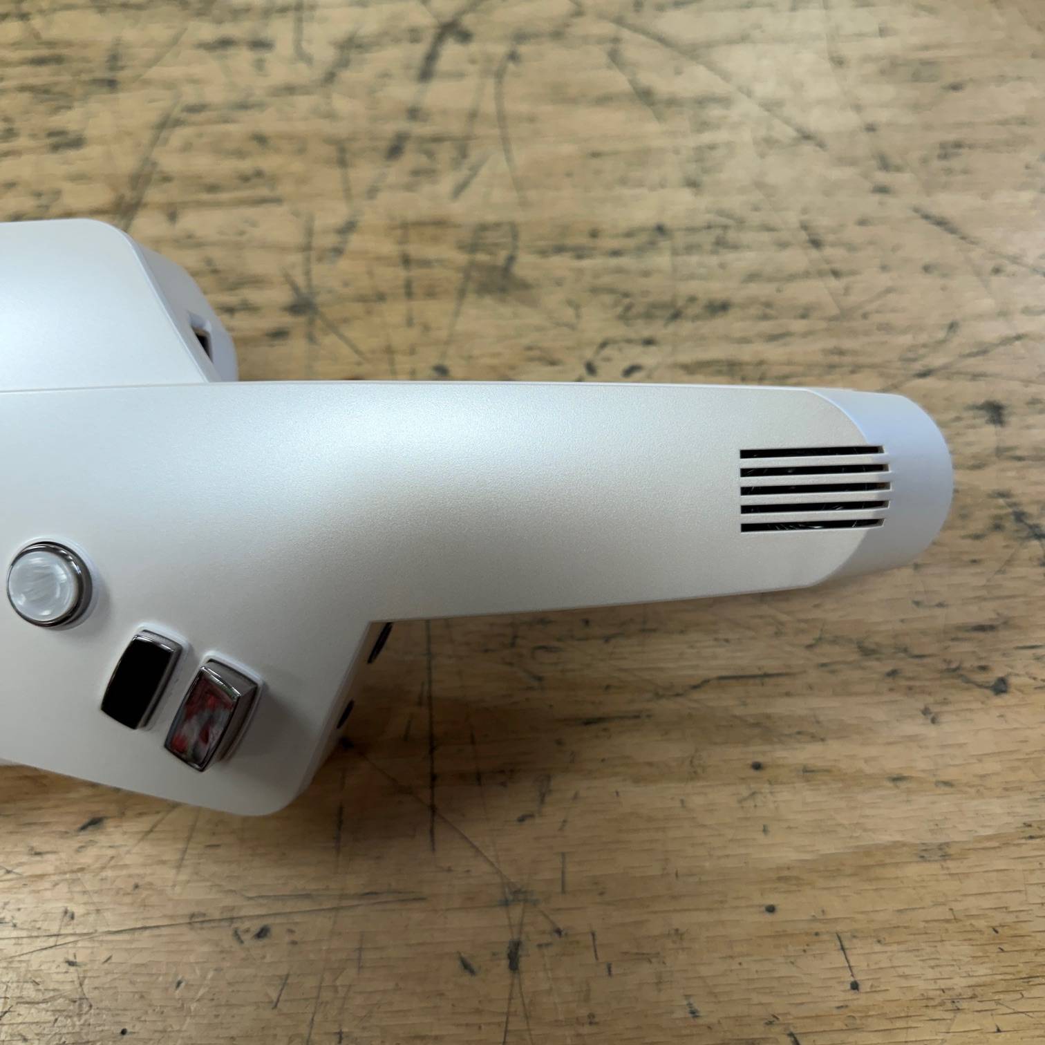 Used Roland Aerophone AE-10 Digital Wind Instrument White with Case and AC Adapter - Image 6