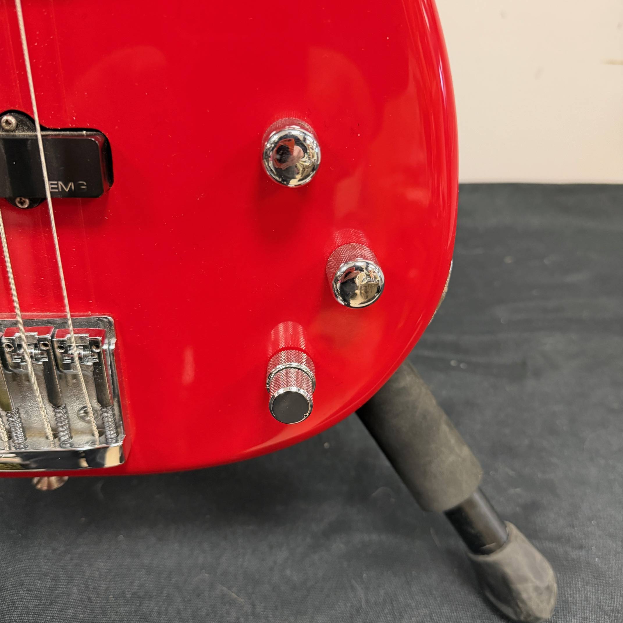 Vintage Modulus Quantum V 5-String Active Electric Bass Guitar Carbon Fiber Neck with Original Case 1989 - Image 11