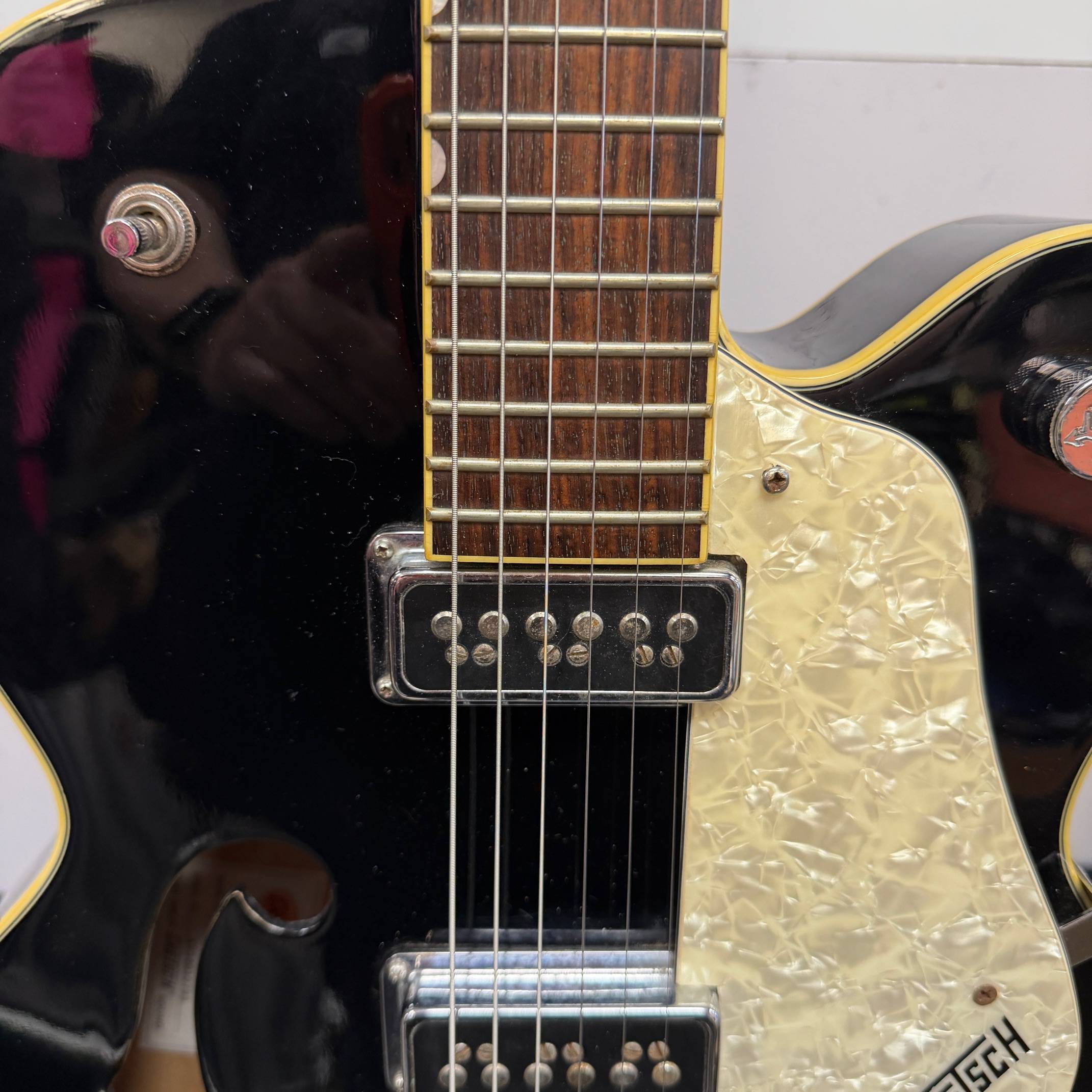 Used Gretsch Guitars G5125 Electromatic Hollowbody With Bigsby Tailpiece Electric Guitar Made in Korea with Case 2005 Firebird Red (Copy) - Image 9