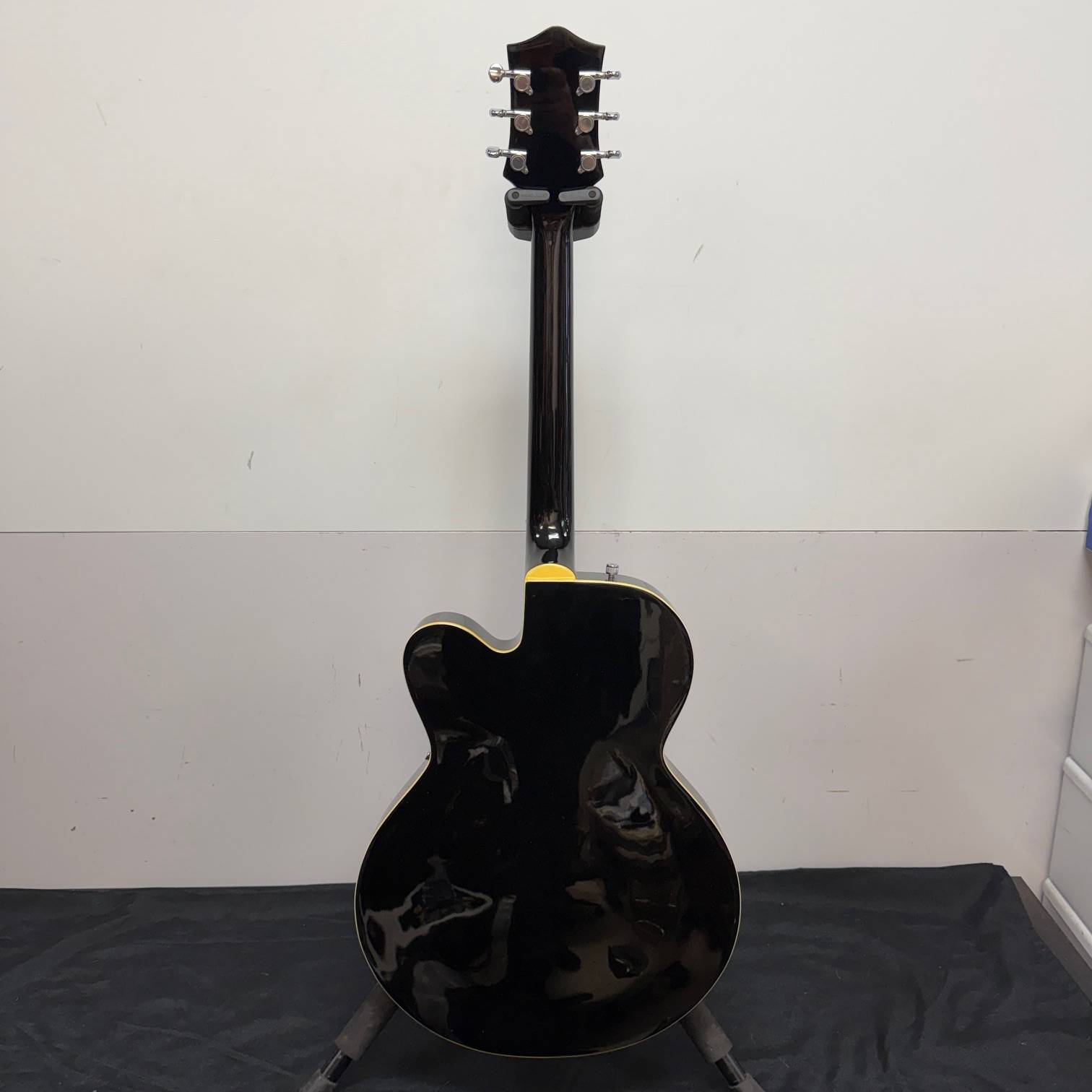 Used Gretsch Guitars G5125 Electromatic Hollowbody With Bigsby Tailpiece Electric Guitar Made in Korea with Case 2005 Firebird Red (Copy) - Image 15