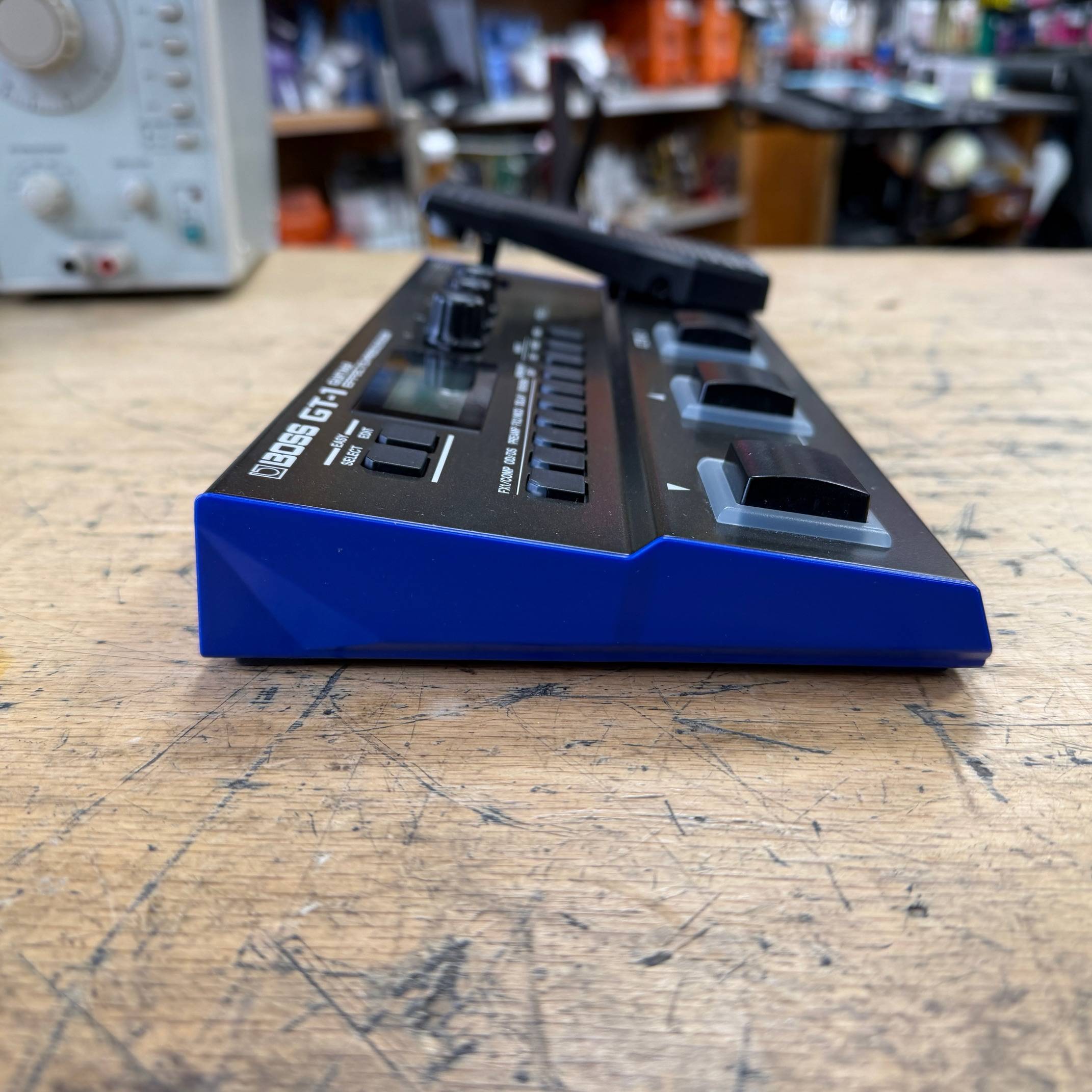 Used BOSS GT-1 Guitar Multi-Effects Processor Guitar Pedal with Original Box and Manual - Image 6