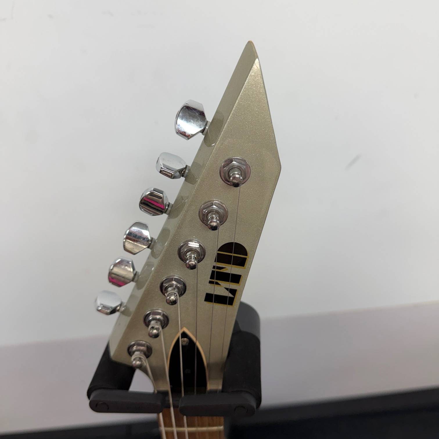 Used ESP LTD EX-50 Electric Guitar - Image 2