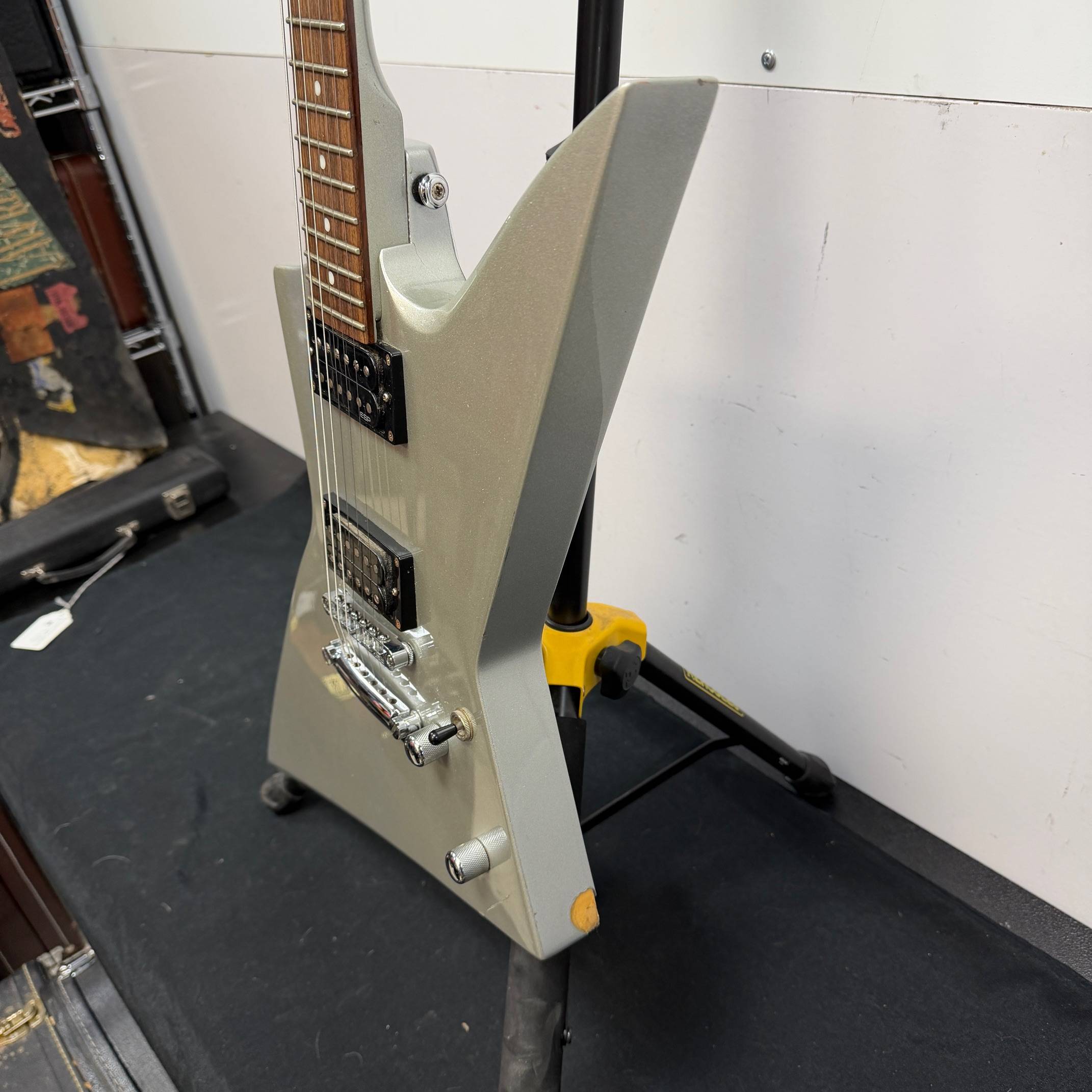 Used ESP LTD EX-50 Electric Guitar - Image 11