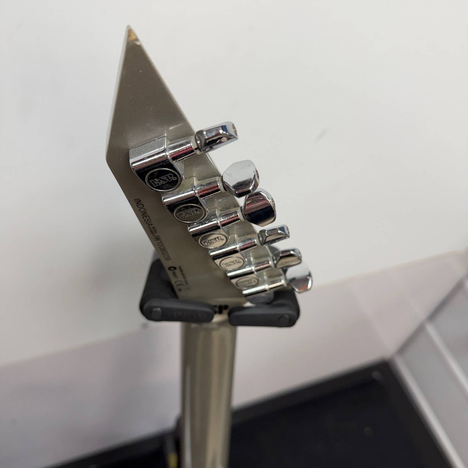 Used ESP LTD EX-50 Electric Guitar - Image 15