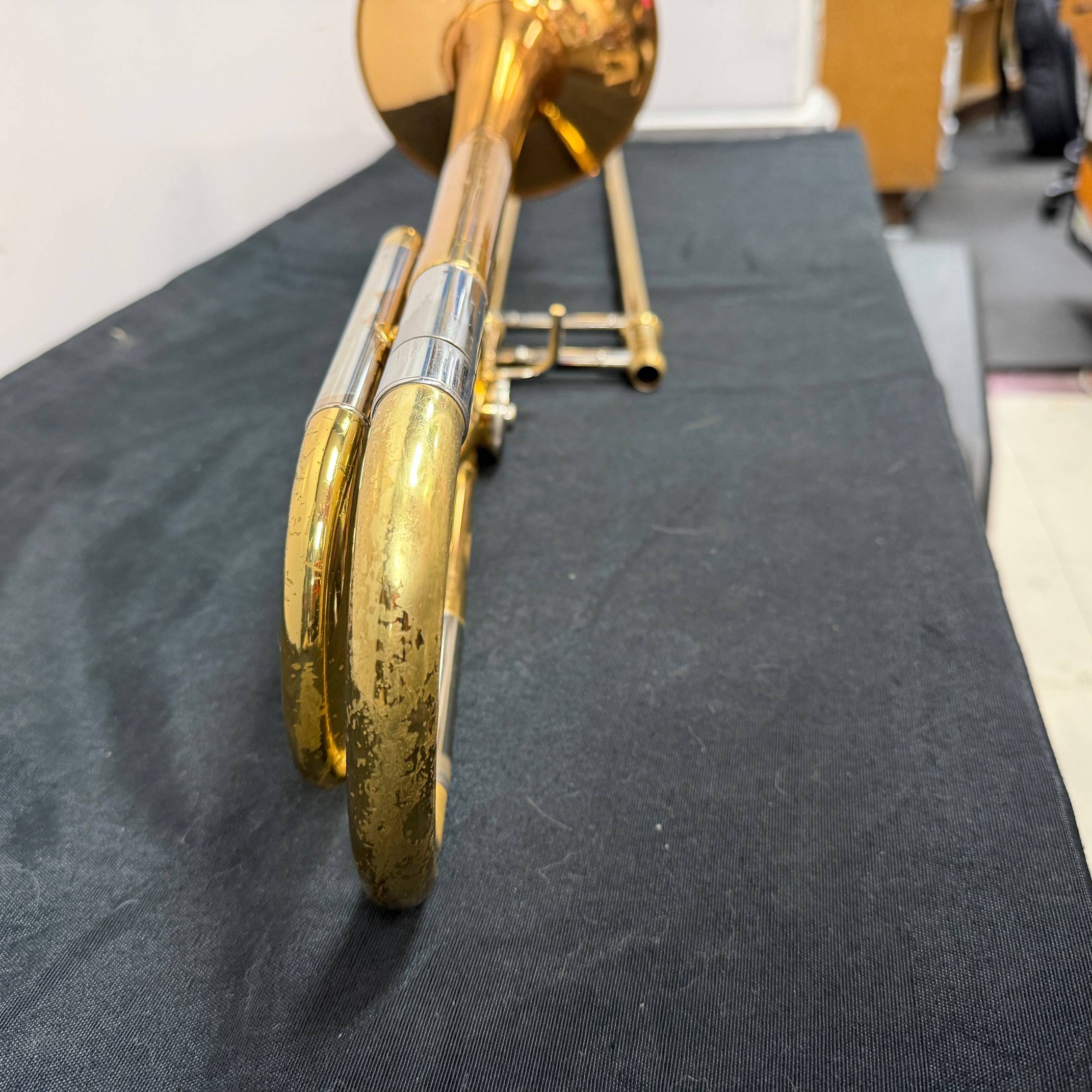 Used Yamaha YSL-448G Intermediate Bb/F Tenor Trombone with Original Case Mouthpiece Just Serviced - Image 11