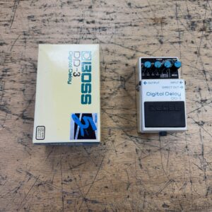 Used Boss DD-3 Digital Delay Guitar Pedal Pedal with Original Box