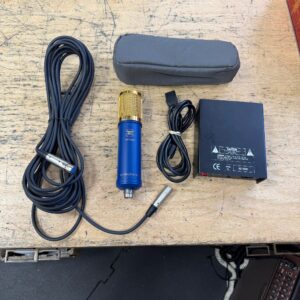 Used Blue Baby Bottle Large Diaphragm Cardioid Condenser Mic Microphone Original Made in Latvia  in Original Box with Clip22-2256