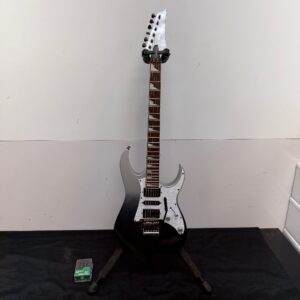 Used Ibanez RG Series RG450DXCFM 6-String Electric Guitar, Classic Silver Fade Metallic with Seymour Duncan Humbucker and Case