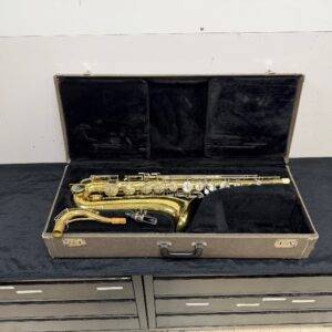 Vintage Buescher Aristocrat Bb Tenor Sax Saxophone with Original Case and Mouthpiece