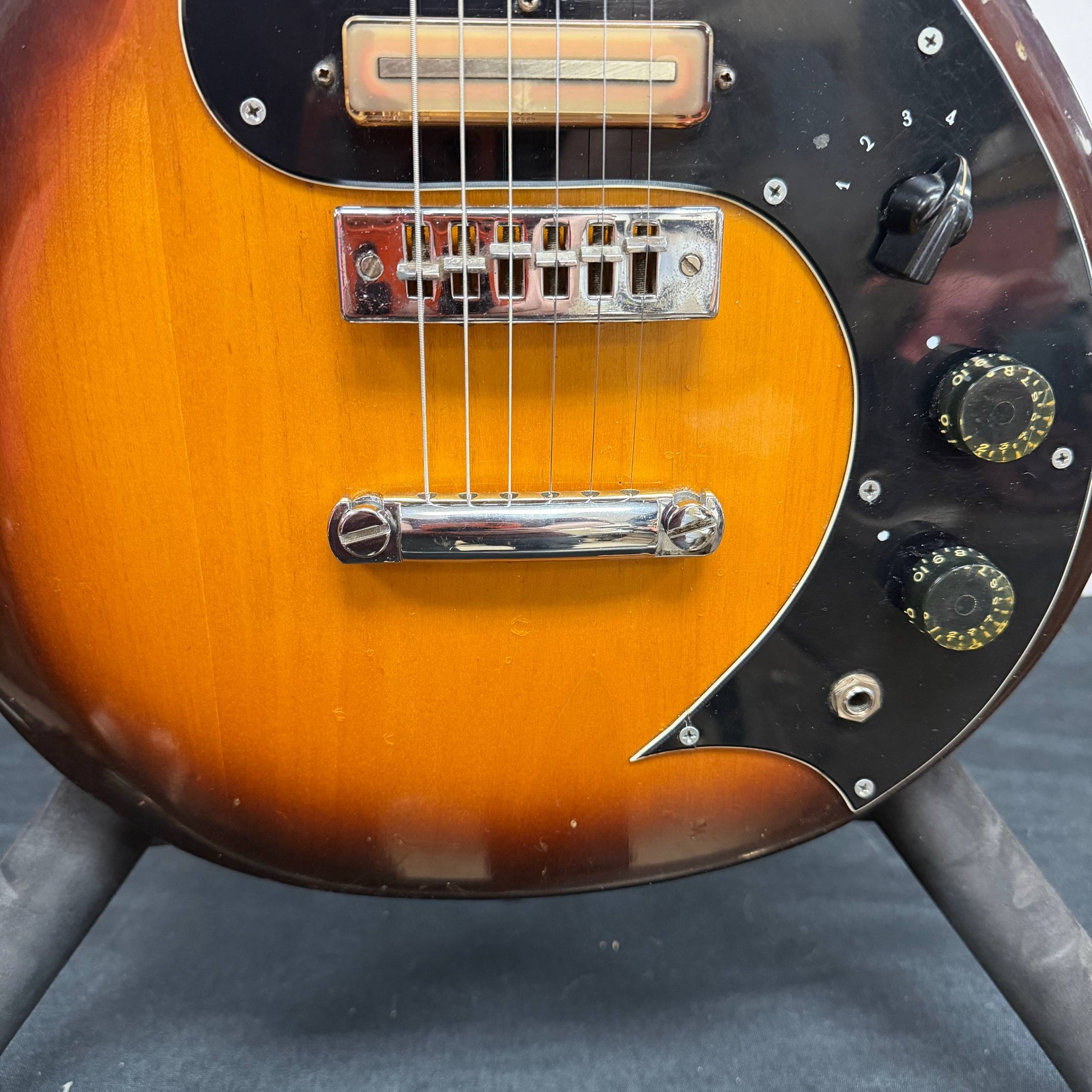 Vintage Gibson S-1 Electric Guitar with Gibson Hard Case 1970's Sunburst - Image 13