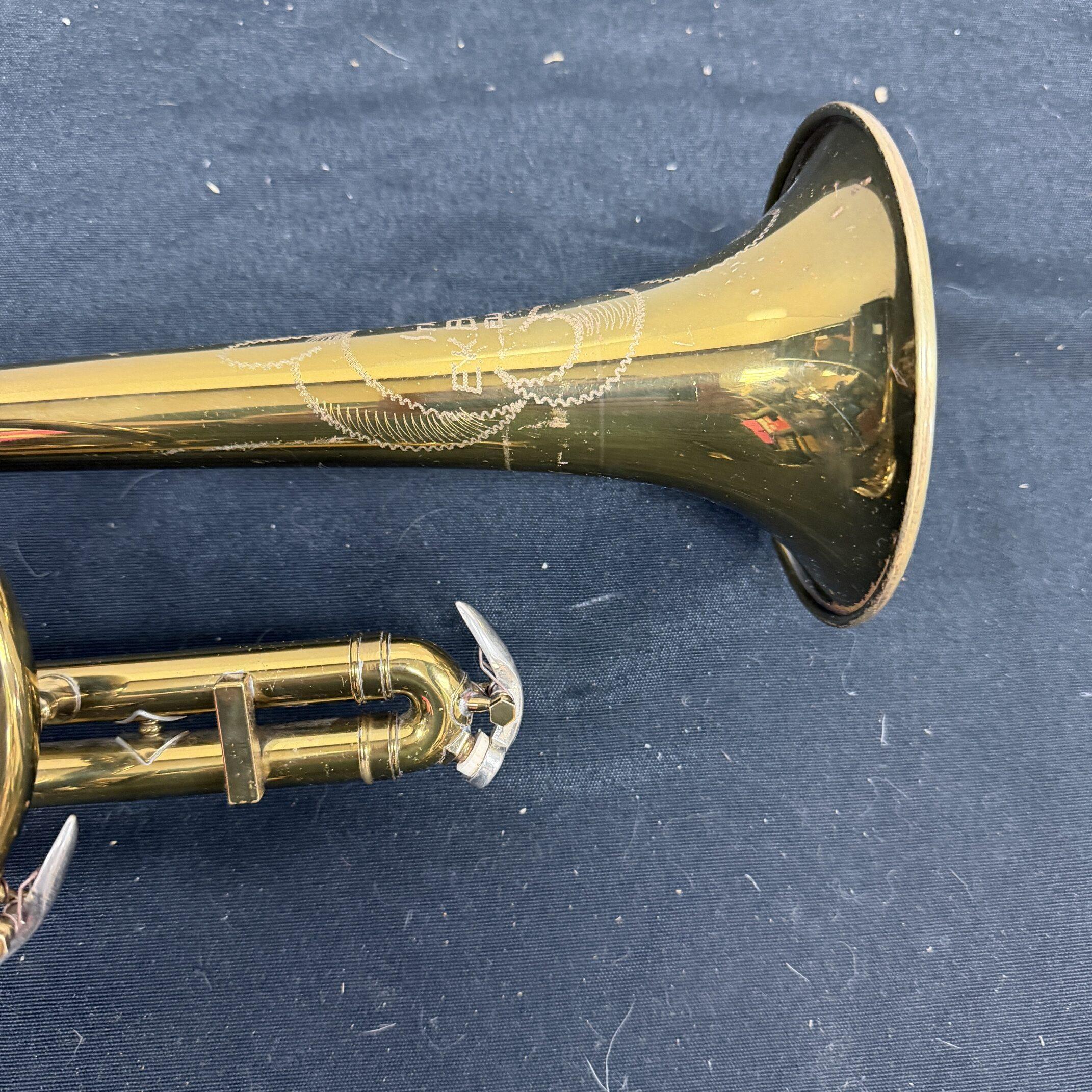Vintage 1954 EK Blessing Standard Bb Cornet with Case Just Serviced Besson 5 Star Mouthpiece - Image 6