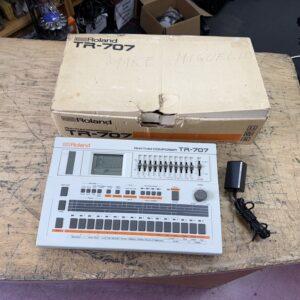 Vintage Roland TR-707 Rhythm Composer Drum Machine with AC Adapter & Original Box Just Serviced Made in Japan
