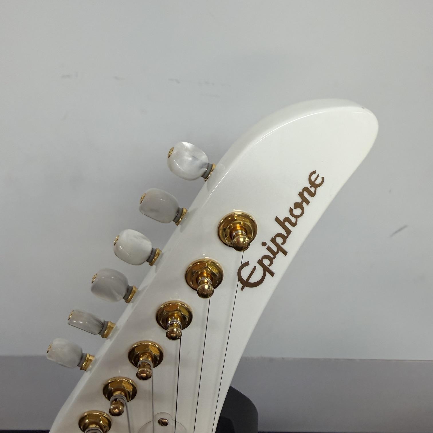 Used Epiphone Limited Edition Lzzy Hale Signature Explorer Electric Guitar Alpine White with Original Case COA 2019 - Image 3
